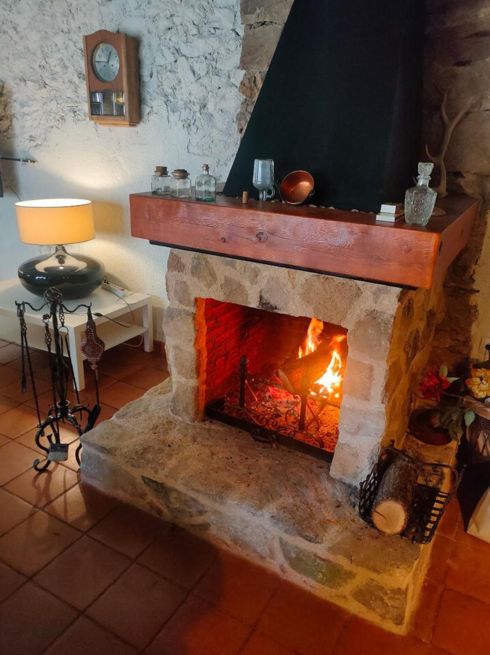 Casa Rural El Horno De La Aldegueela Torrecaballeros Exteriör bild