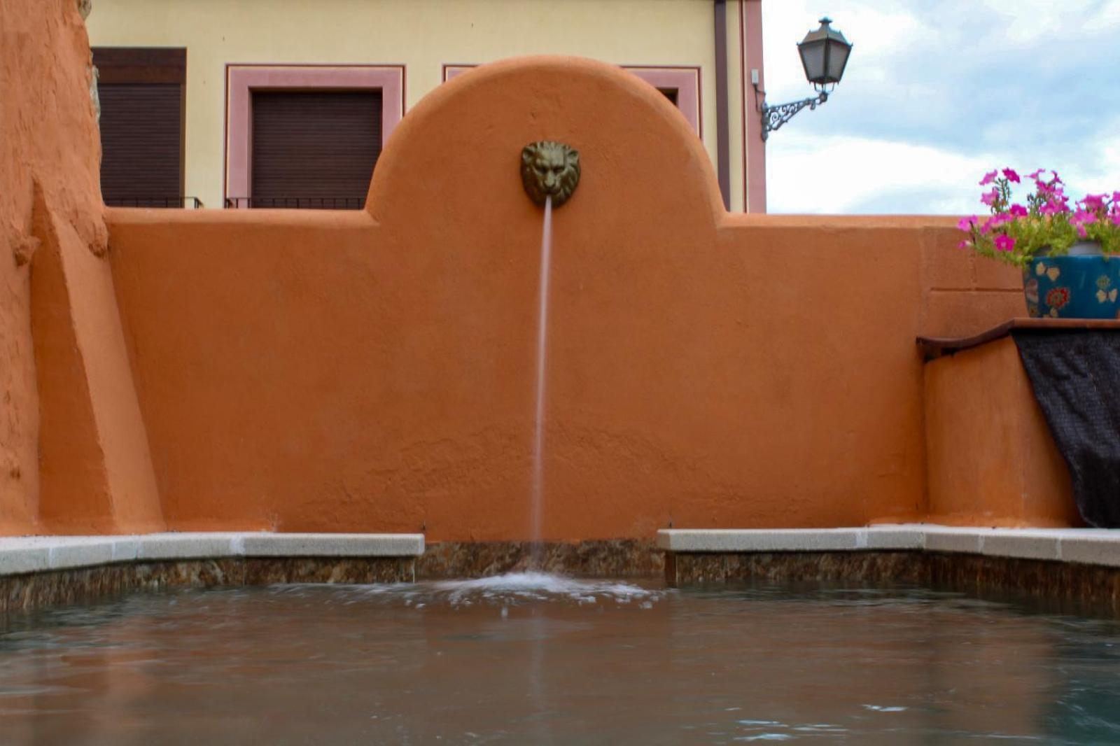 Casa Rural El Horno De La Aldegueela Torrecaballeros Exteriör bild